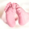 Caso de un bebé que nació sin rostro causa controversia en Portugal