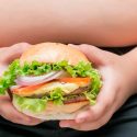 La obesidad en AL se ha triplicado por el consumo de ultraprocesados y comida rápida