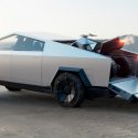 Vergonzoso lanzamiento del "Cybertruck" de Tesla al que se le rompieron los vidrios