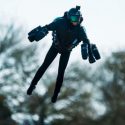 El "Iron Man" del mundo real despega desde un portaviones