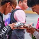 Polémica en China al imponer el reconocimiento facial a todos los compradores de teléfonos