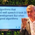 Científico de Google con dificultades en el habla crea herramienta que transcribir al momento lo que dice