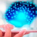 Ahora se pueden manipular células cerebrales de animales de laboratorio usando un smartphone