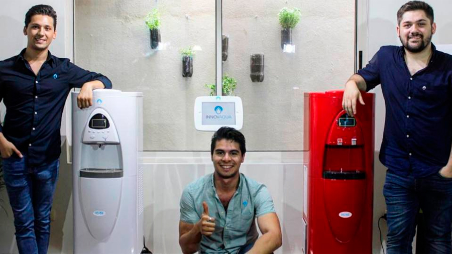 Mexicanos logran inventar una máquina que crea agua a partir del aire