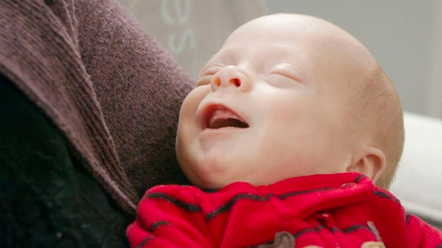 El "bebé milagro" que nació gracias al trasplante de útero de una donante muerta