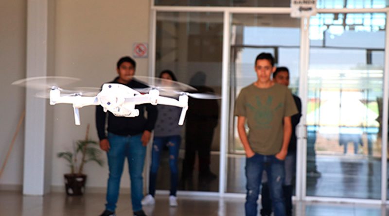 TecNM utiliza drones con cámaras térmicas para medir la temperatura de estudiantes