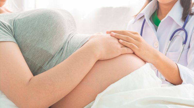 Posible, transmisión de Covid-19 al bebé durante embarazo: estudio