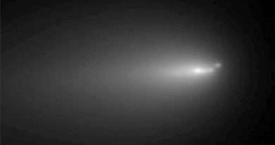 El cometa ATLAS se rompe en pedazos