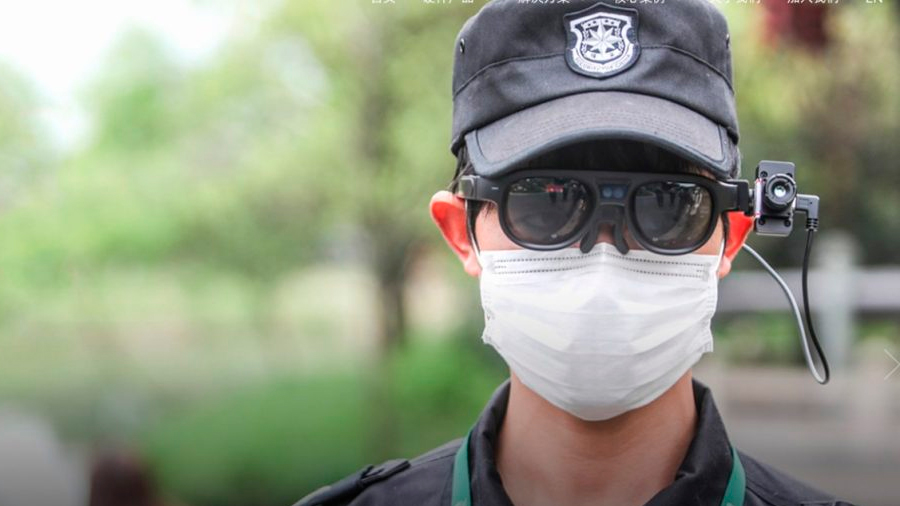 China usa anteojos de IA en busca de personas con síntomas de Covid-19