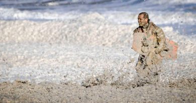 Cinco experimentados surfistas mueren al ocurrir un alto nivel de espuma marina en una playa de La Haya