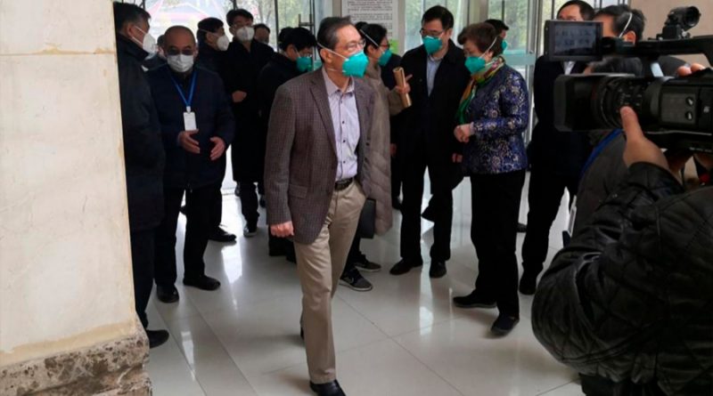 "Las autoridades en Wuhan no querían decirnos la verdad sobre el coronavirus": epidemiólogo héroe del SARS