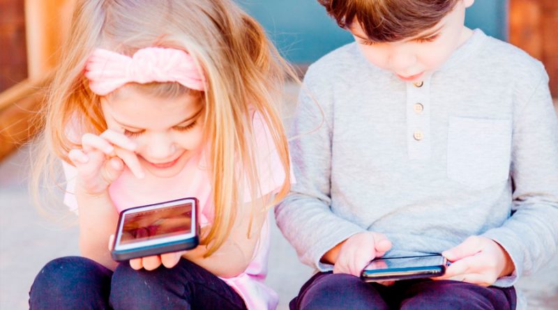 Esta es la aplicación con la que puedes controlar el uso del móvil de tus hijos