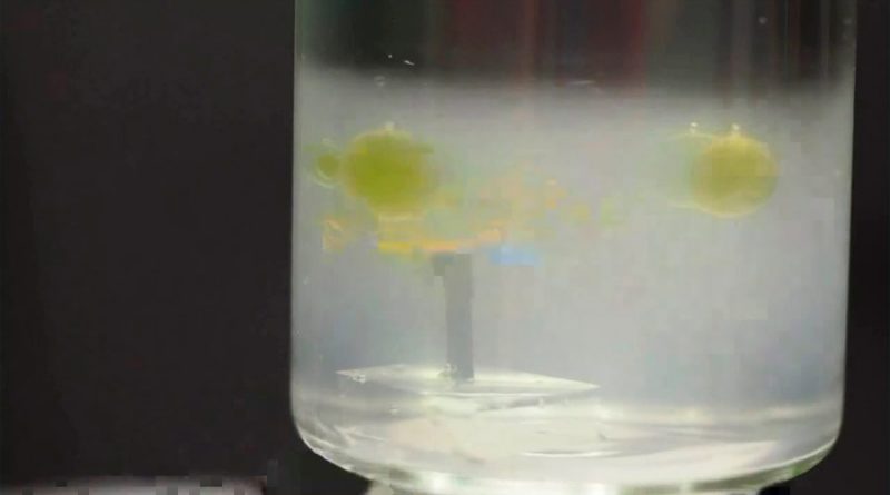 Robots acuáticos pueden eliminar partículas contaminantes del agua