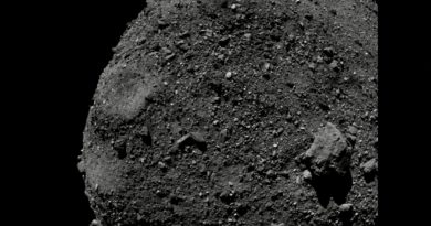 Aproximación rasante de la nave OSIRIS-REx al asteroide Bennu