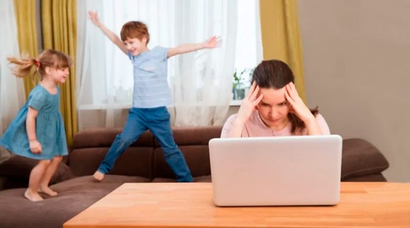 ¿Caos en casa por las clases en línea? Convierte esta nueva modalidad en una fortaleza para tu hijo