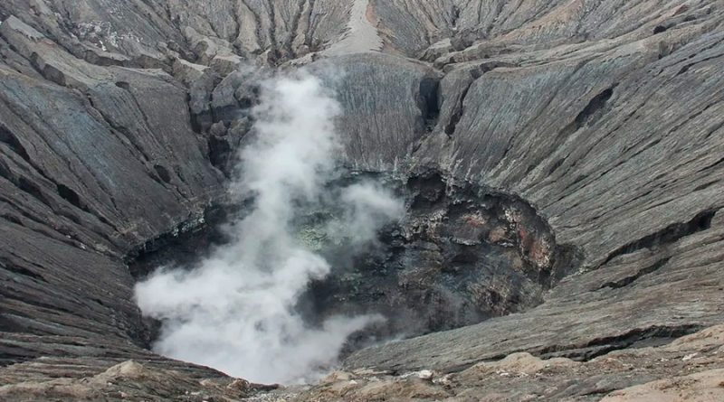 Descubren uno de los cráteres de meteorito más grandes del mundo
