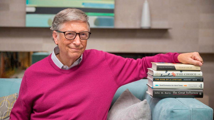 3 consejos de Bill Gates para aprovechar la lectura y escoger mejor los libros