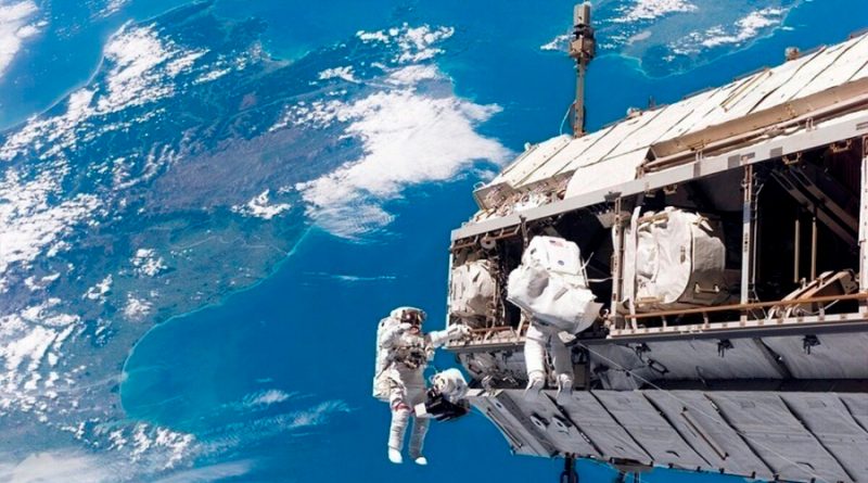 Cosmonautas efectuarán el 18 de noviembre una caminata espacial de seis horas