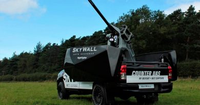 SkyWall Auto, el vehículo que atrapa drones a cañonazos