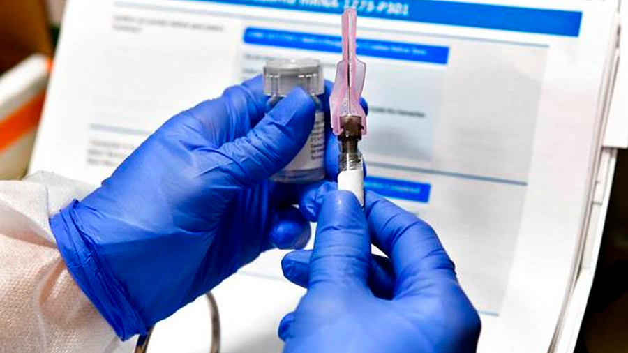 Moderna concluye la inscripción de 30,000 personas para prueba de su vacuna