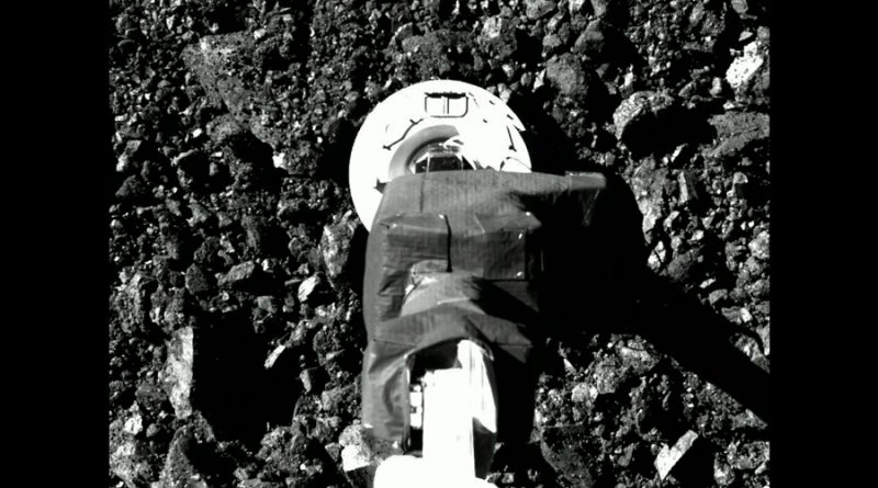 Así recogió muestras la nave OSIRIS-REx en el asteroide Bennu