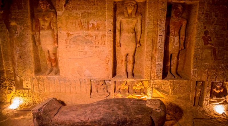 Desentierran tumba faraónica en Minya, Egipto