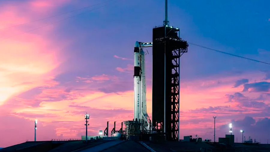 Debido a fuertes vientos, aplazan lanzamiento del SpaceX hacia la EEI