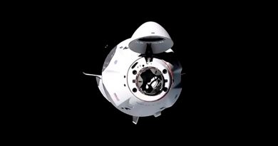 La cápsula de SpaceX se acopla con éxito a la Estación Espacial Internacional