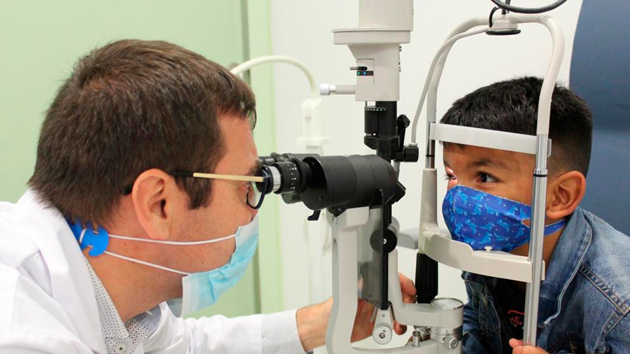 Un niño supera un cáncer de retina gracias a un virus que ataca células tumorales