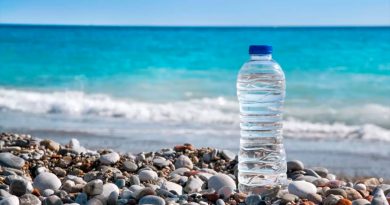 Científicos logran convertir agua de mar en agua potable en media hora usando luz solar