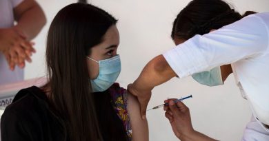Evoluciona salud de la doctora mexicana que tuvo reacción adversa a vacuna anti-covid19