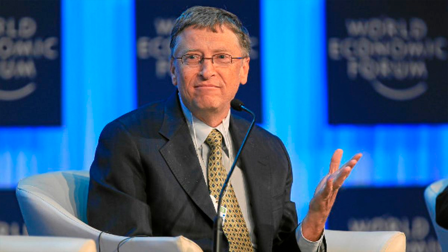 Bill Gates pronostica cuándo volveremos a poder viajar libremente por todo el mundo