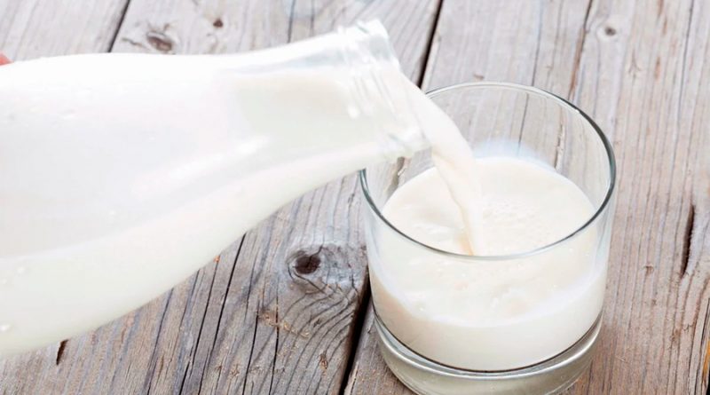 Cuidado: muchas marcas de leche mexicanas contienen microplásticos