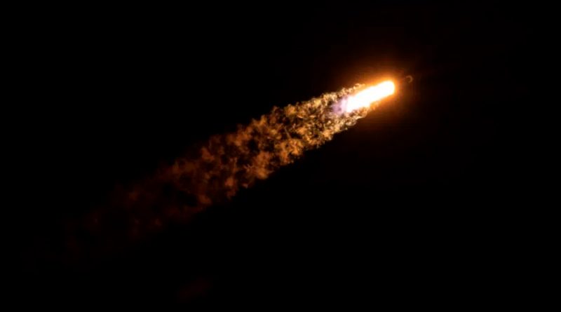 NASA y SpaceX se asocian para evitar colisiones entre sus naves y satélites