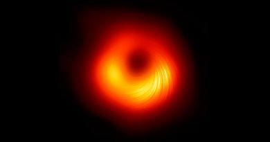 Revelan nueva imagen de agujero negro supermasivo al captar sus campos magnéticos