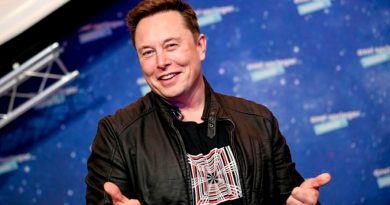 Elon Musk anuncia que ya es posible comprar vehículos Tesla con bitcóin