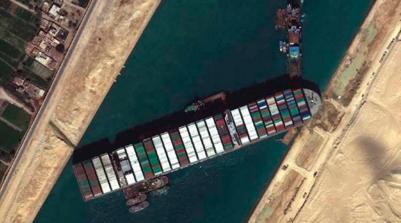 Canal de Suez: cómo es la operación para reflotar el Ever Given, el gigantesco buque de carga encallado