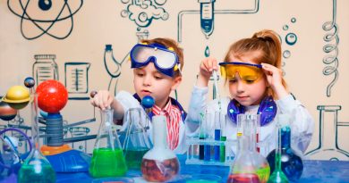 A celebrar a los niños y niñas haciendo ciencia en casa