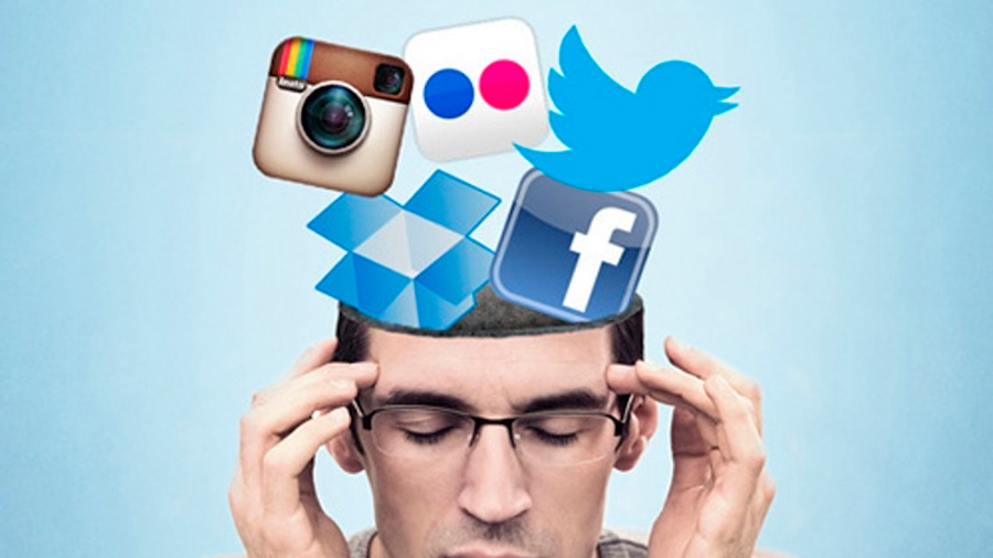 El uso constante de las redes sociales puede provocar “cibermareo”