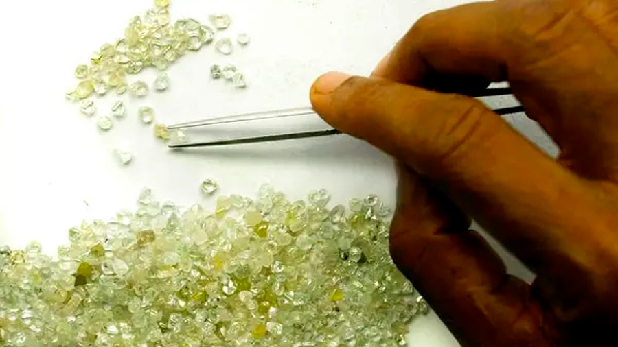 Transformar la basura en diamantes en sólo 0,5 segundos: la última revolución tecnológica