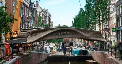 Este es el primer puente de acero impreso en 3D del mundo, y está en Ámsterdam