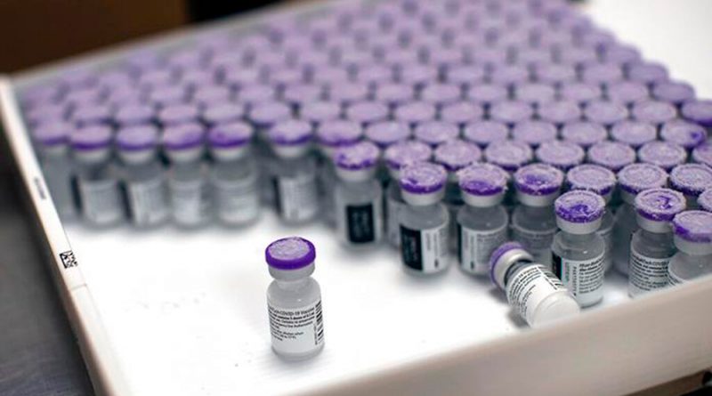 BioNTech y Pfizer acuerdan fabricar dosis de su vacuna en Sudáfrica