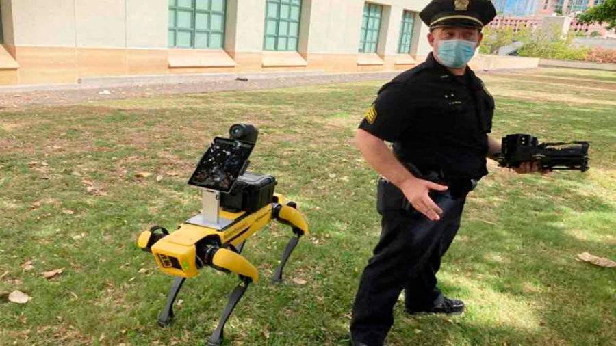 Perros robot de policía: ¿máquinas útiles o deshumanizantes?