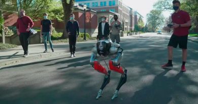 Cassie, el robot que puede correr 5 kilómetros en menos de una hora