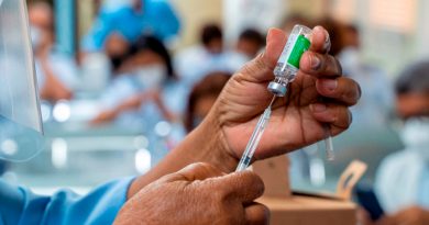 Científicos tratan de combinar vacunas de gripe y Covid-19 en una sola