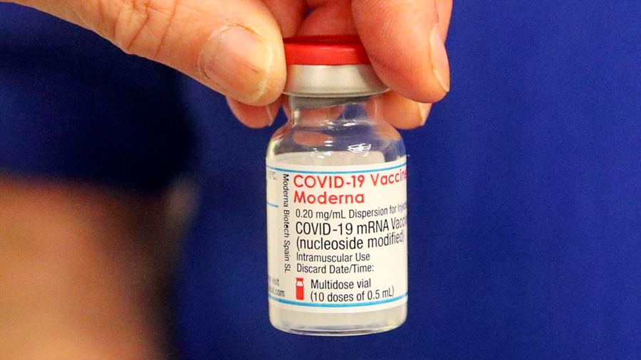 Moderna presenta a FDA los primeros resultados de tercera dosis de su vacuna contra el Covid-19