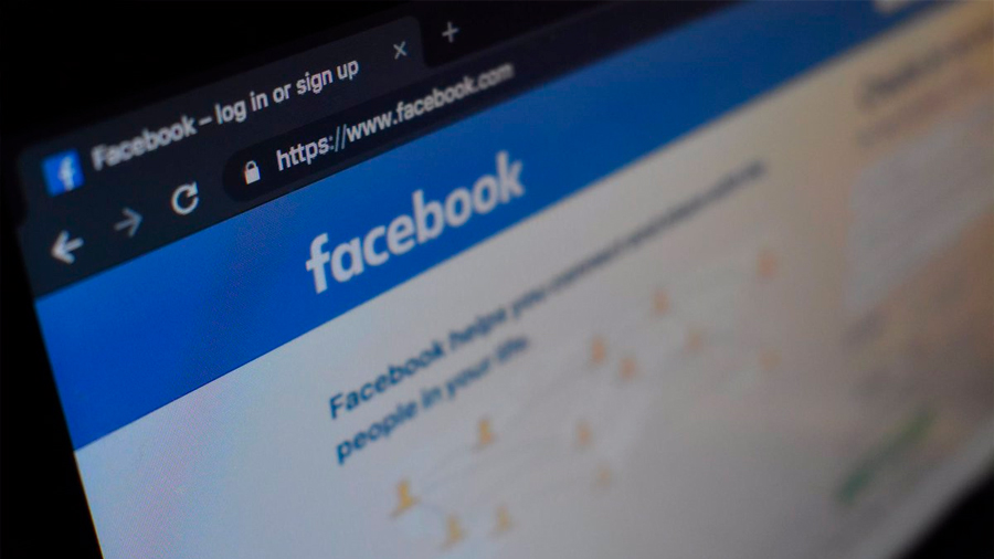 Facebook niega tener un criterio distinto para las publicaciones de los usuarios VIP de la red social