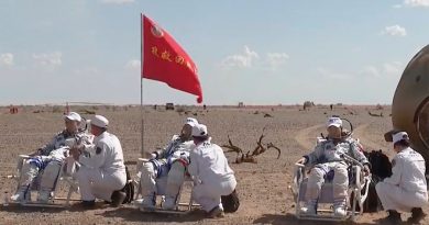 Tres taikonautas regresan tras 3 meses en la estación espacial china