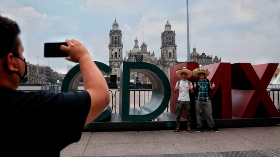 Estatura de los mexicanos aumentó 10 centímetros tras mestizaje, señala la UNAM