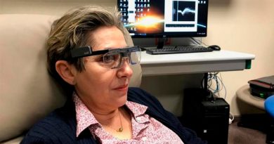 Logran que mujer ciega perciba formas sencillas y letras con un implante cerebral
